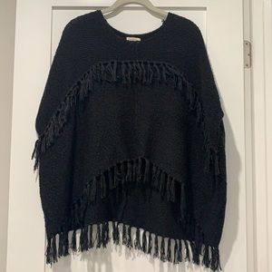 ✨sold✨ world market fringe poncho